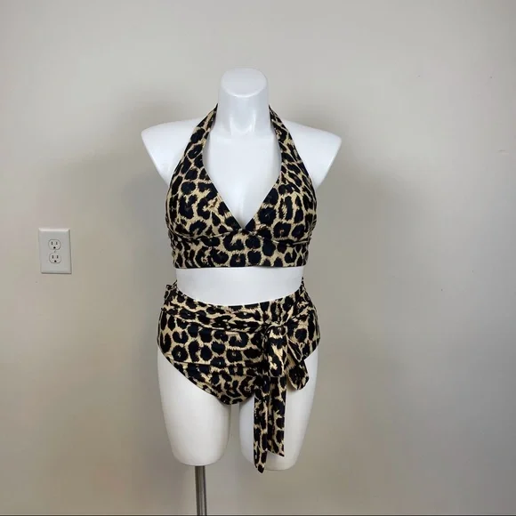 Plus Size 2 Piece Bathing Suit With High Waisted Bottoms - Picture 1 of 6